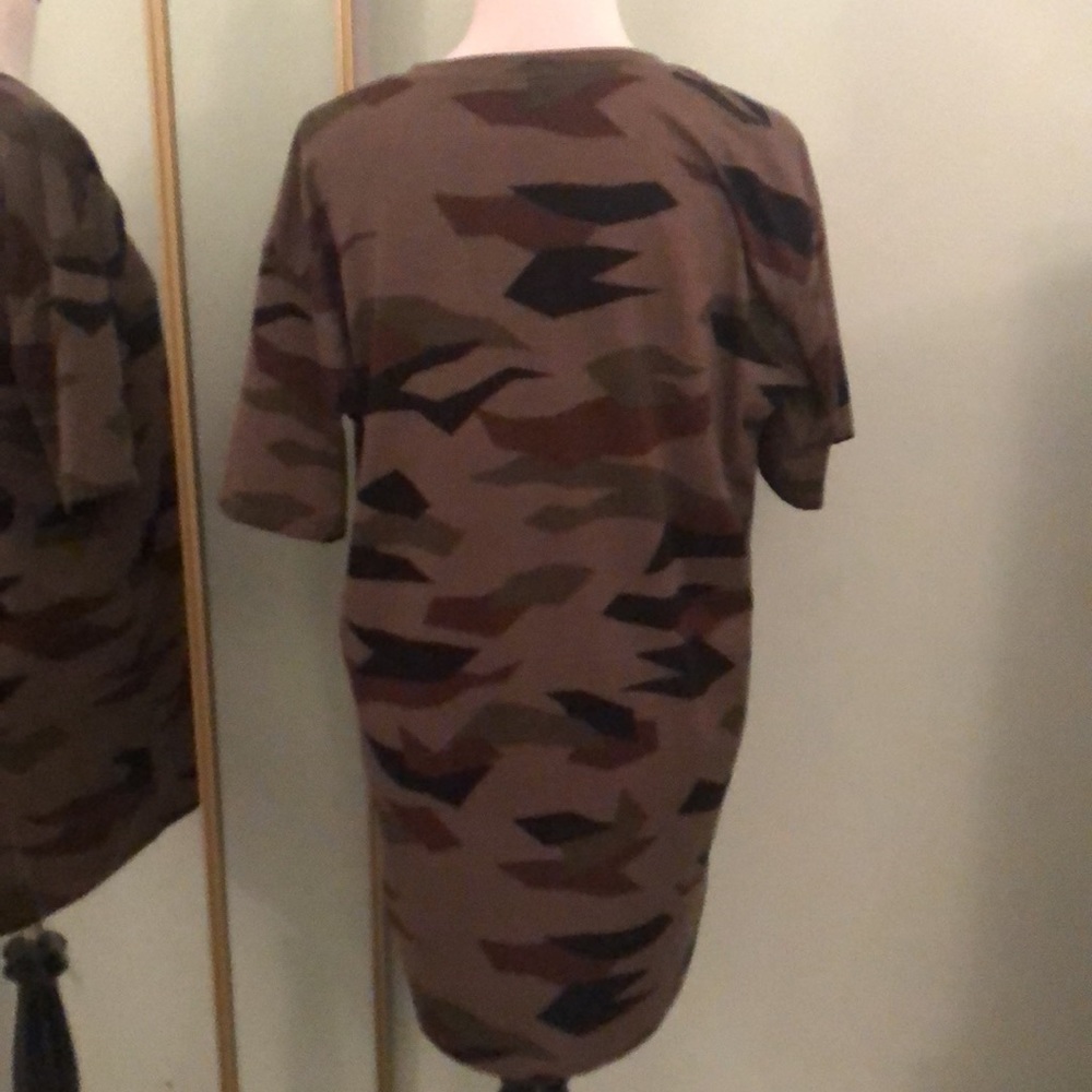 Hudson Tee - Picture 6 of 6